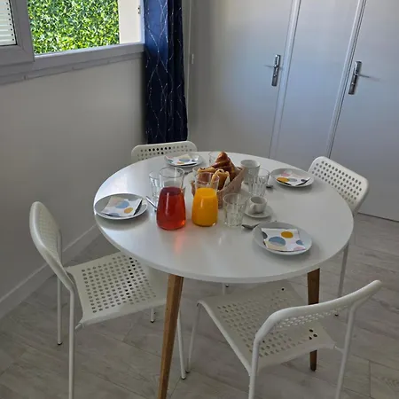 Townhouse For 5 Between Paris & Apartamento Pontault-Combault