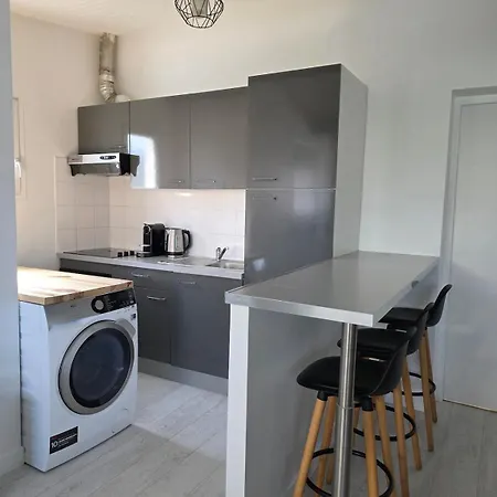 Townhouse For 5 Between Paris & Apartamento *