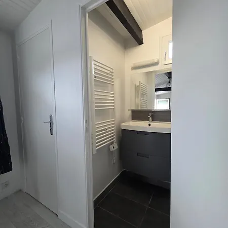 Townhouse For 5 Between Paris & * Pontault-Combault
