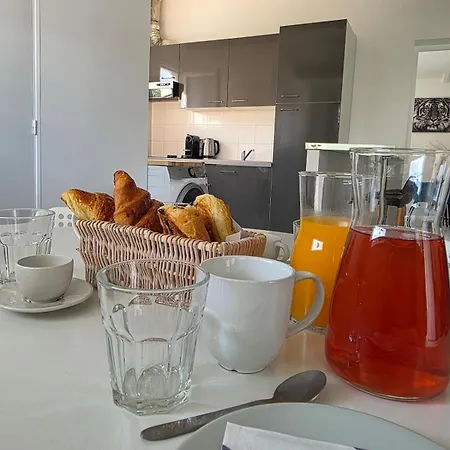 Townhouse For 5 Between Paris & * Pontault-Combault